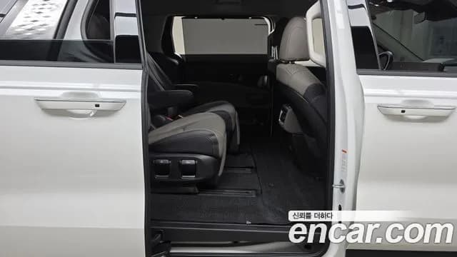 2024 Kia The New Carnival 4th Gen 7-Seater Signature Sold VIN KNANE81BBRS439573 – undercarriage 2024 Kia The New Carnival 4th Gen 7-Seater Signature Sold VIN KNANE81BBRS439573 – undercarriage