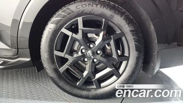2025 Kia The New Carnival 4th Gen 7-Seater Gravity Sold VIN KNANE81BBSS452421 – trunk area 2025 Kia The New Carnival 4th Gen 7-Seater Gravity Sold VIN KNANE81BBSS452421 – trunk area