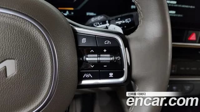 2025 Kia The New Carnival 4th Gen 9-Seater Signature Sold VIN KNANE81BBSS456644 – rear exterior 2025 Kia The New Carnival 4th Gen 9-Seater Signature Sold VIN KNANE81BBSS456644 – rear exterior