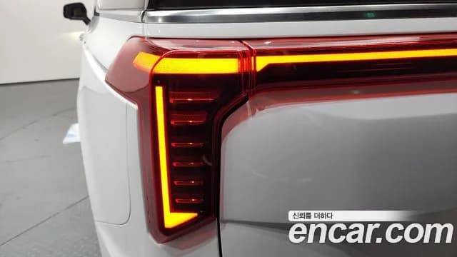 2025 Kia The New Carnival 4th Gen 9-Seater Signature Sold VIN KNANE81BBSS456644 – photo 13 2025 Kia The New Carnival 4th Gen 9-Seater Signature Sold VIN KNANE81BBSS456644 – photo 13