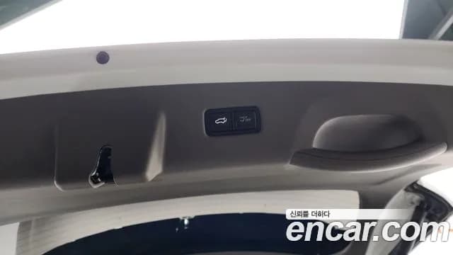 2025 Kia The New Carnival 4th Gen 9-Seater Signature Sold VIN KNANE81BBSS456644 – photo 17 2025 Kia The New Carnival 4th Gen 9-Seater Signature Sold VIN KNANE81BBSS456644 – photo 17
