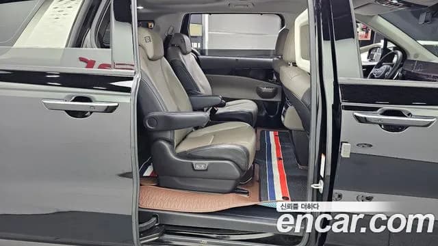 2025 Kia The New Carnival 4th Gen 9-Seater Signature Sold VIN KNANE81BBSS478396 – photo 12 2025 Kia The New Carnival 4th Gen 9-Seater Signature Sold VIN KNANE81BBSS478396 – photo 12