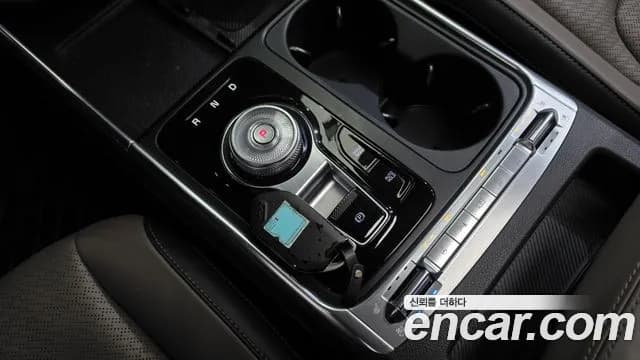 2025 Kia The New Carnival 4th Gen 9-Seater Signature Sold VIN KNANE81BBSS480552 – rear exterior 2025 Kia The New Carnival 4th Gen 9-Seater Signature Sold VIN KNANE81BBSS480552 – rear exterior
