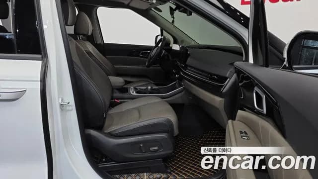 2025 Kia The New Carnival 4th Gen 9-Seater Signature Sold VIN KNANE81BBSS480552 – photo 14 2025 Kia The New Carnival 4th Gen 9-Seater Signature Sold VIN KNANE81BBSS480552 – photo 14