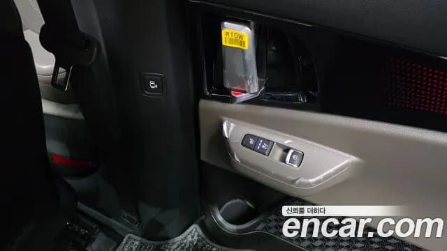 2025 Kia The New Carnival 4th Gen 7-Seater Signature Sold VIN KNANE81BBSS482591 – photo 16 2025 Kia The New Carnival 4th Gen 7-Seater Signature Sold VIN KNANE81BBSS482591 – photo 16