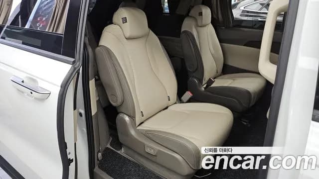 2025 Kia The New Carnival 4th Gen 9-Seater Hi Limousine Sold VIN KNANE81BBSS497690 – exterior detail 2025 Kia The New Carnival 4th Gen 9-Seater Hi Limousine Sold VIN KNANE81BBSS497690 – exterior detail