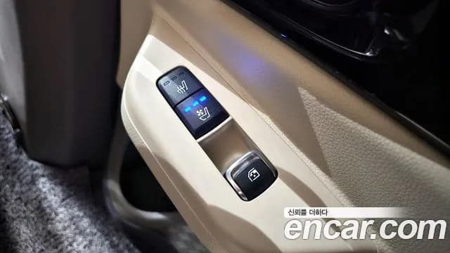 2025 Kia The New Carnival 4th Gen 9-Seater Gravity Sold VIN KNANE81BBSS517880 – exterior detail 2025 Kia The New Carnival 4th Gen 9-Seater Gravity Sold VIN KNANE81BBSS517880 – exterior detail