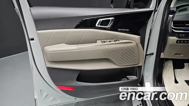 2025 Kia The New Carnival 4th Gen 9-Seater Gravity Sold VIN KNANE81BBSS550548 – photo 33 2025 Kia The New Carnival 4th Gen 9-Seater Gravity Sold VIN KNANE81BBSS550548 – photo 33