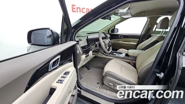 2025 Kia The New Carnival 4th Gen 7-Seater Gravity Sold VIN KNANE81BBSS555599 – trunk area 2025 Kia The New Carnival 4th Gen 7-Seater Gravity Sold VIN KNANE81BBSS555599 – trunk area