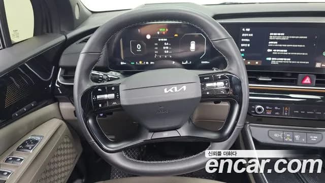 2025 Kia The New Carnival 4th Gen 7-Seater Gravity Sold VIN KNANE81BBSS569471 – dashboard 2025 Kia The New Carnival 4th Gen 7-Seater Gravity Sold VIN KNANE81BBSS569471 – dashboard