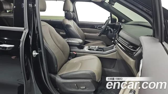 2025 Kia The New Carnival 4th Gen 7-Seater Gravity Sold VIN KNANE81BBSS569471 – trunk area 2025 Kia The New Carnival 4th Gen 7-Seater Gravity Sold VIN KNANE81BBSS569471 – trunk area
