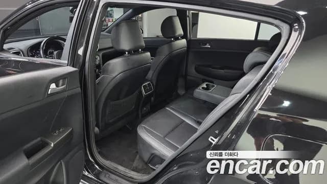 2019 Kia Sportage The Bold Diesel 1.6 2WD Sold VIN KNAP6812GKK624774 – exterior detail 2019 Kia Sportage The Bold Diesel 1.6 2WD Sold VIN KNAP6812GKK624774 – exterior detail