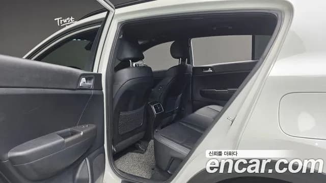2022 Kia Sportage The Bold Diesel 1.6 4WD Sold VIN KNAP6812HNK956222 – photo 13 2022 Kia Sportage The Bold Diesel 1.6 4WD Sold VIN KNAP6812HNK956222 – photo 13