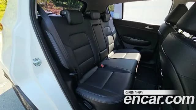 2019 Kia Sportage The Bold Gasoline Sold VIN KNAP681ABKK641212 – rear exterior 2019 Kia Sportage The Bold Gasoline Sold VIN KNAP681ABKK641212 – rear exterior