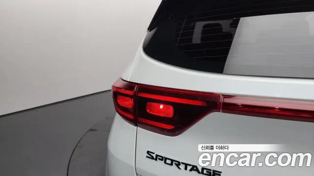 2019 Kia Sportage The Bold Gasoline Sold VIN KNAP681ABKK669381 – exterior detail 2019 Kia Sportage The Bold Gasoline Sold VIN KNAP681ABKK669381 – exterior detail