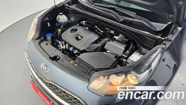 2019 Kia Sportage The Bold Gasoline Sold VIN KNAP681ABKK715732 – exterior detail 2019 Kia Sportage The Bold Gasoline Sold VIN KNAP681ABKK715732 – exterior detail