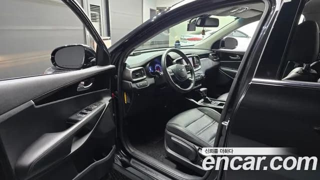 2020 Kia The New Sorento Diesel 2.0 2WD Sold VIN KNAPF81ABLA591257 – trunk area 2020 Kia The New Sorento Diesel 2.0 2WD Sold VIN KNAPF81ABLA591257 – trunk area