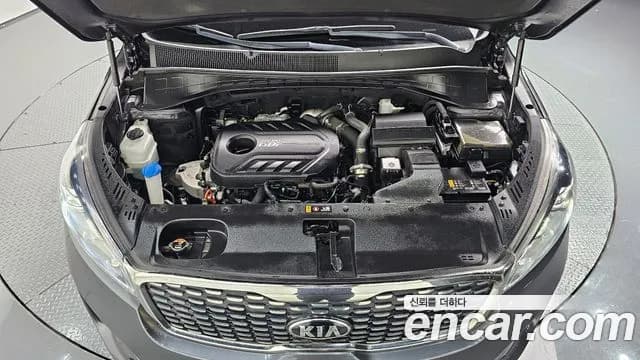 2019 Kia The New Sorento Gasoline 2.0 Turbo 2WD Sold VIN KNAPG811BKA550616 – trunk area 2019 Kia The New Sorento Gasoline 2.0 Turbo 2WD Sold VIN KNAPG811BKA550616 – trunk area