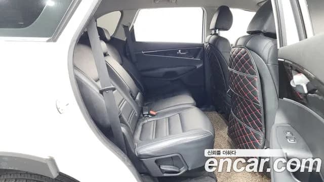 2018 Kia The New Sorento Diesel 2.0 2WD Sold VIN KNAPG81ABJA382122 – trunk area 2018 Kia The New Sorento Diesel 2.0 2WD Sold VIN KNAPG81ABJA382122 – trunk area