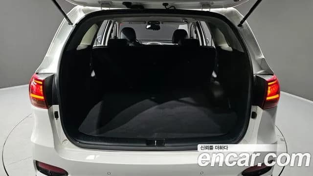 2018 Kia The New Sorento Diesel 2.0 2WD Sold VIN KNAPG81ABJA441399 – trunk area 2018 Kia The New Sorento Diesel 2.0 2WD Sold VIN KNAPG81ABJA441399 – trunk area