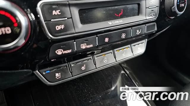 2018 Kia The New Sorento Diesel 2.2 2WD Sold VIN KNAPG81BBJA452065 – side profile 2018 Kia The New Sorento Diesel 2.2 2WD Sold VIN KNAPG81BBJA452065 – side profile