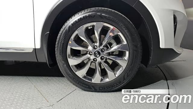 2018 Kia The New Sorento Diesel 2.2 2WD Sold VIN KNAPG81BBJA452065 – interior seats 2018 Kia The New Sorento Diesel 2.2 2WD Sold VIN KNAPG81BBJA452065 – interior seats