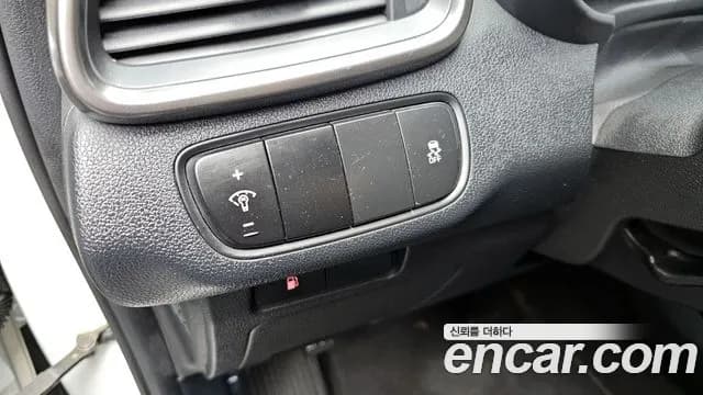 2018 Kia The New Sorento Diesel 2.2 2WD Sold VIN KNAPG81BBJA452065 – photo 32 2018 Kia The New Sorento Diesel 2.2 2WD Sold VIN KNAPG81BBJA452065 – photo 32