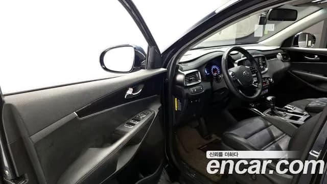 2018 Kia The New Sorento Diesel 2.2 2WD Sold VIN KNAPG81BBJA453203 – interior seats 2018 Kia The New Sorento Diesel 2.2 2WD Sold VIN KNAPG81BBJA453203 – interior seats