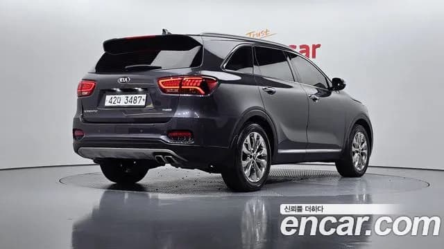 2018 Kia The New Sorento Diesel 2.2 2WD Sold VIN KNAPG81BBJA466862 – trunk area 2018 Kia The New Sorento Diesel 2.2 2WD Sold VIN KNAPG81BBJA466862 – trunk area
