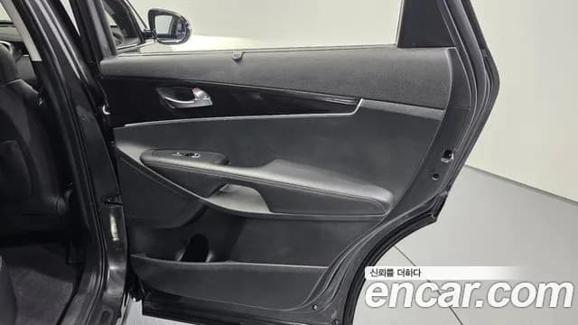 2018 Kia The New Sorento Diesel 2.0 2WD Sold VIN KNAPH81ABJA459972 – trunk area 2018 Kia The New Sorento Diesel 2.0 2WD Sold VIN KNAPH81ABJA459972 – trunk area