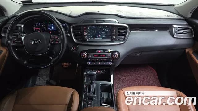 2020 Kia The New Sorento Diesel 2.0 2WD Sold VIN KNAPH81ABLA581634 – trunk area 2020 Kia The New Sorento Diesel 2.0 2WD Sold VIN KNAPH81ABLA581634 – trunk area