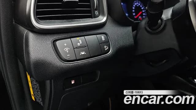 2020 Kia The New Sorento Diesel 2.0 2WD Sold VIN KNAPH81ABLA630983 – rear exterior 2020 Kia The New Sorento Diesel 2.0 2WD Sold VIN KNAPH81ABLA630983 – rear exterior