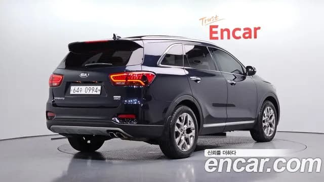 2020 Kia The New Sorento Diesel 2.0 4WD Sold VIN KNAPH81ADLA588852 – trunk area 2020 Kia The New Sorento Diesel 2.0 4WD Sold VIN KNAPH81ADLA588852 – trunk area