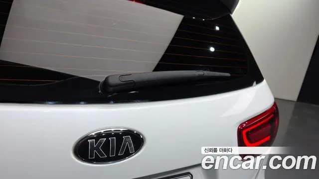 2018 Kia The New Sorento Diesel 2.2 2WD Sold VIN KNAPH81BBJA391752 – photo 20 2018 Kia The New Sorento Diesel 2.2 2WD Sold VIN KNAPH81BBJA391752 – photo 20