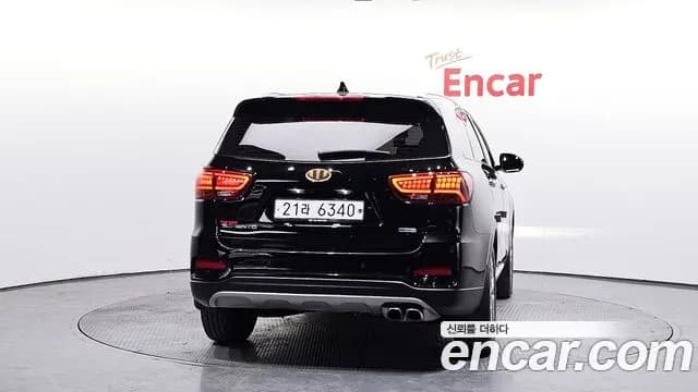 2018 Kia The New Sorento Diesel 2.2 2WD Sold VIN KNAPH81BBJA441901 – interior seats 2018 Kia The New Sorento Diesel 2.2 2WD Sold VIN KNAPH81BBJA441901 – interior seats