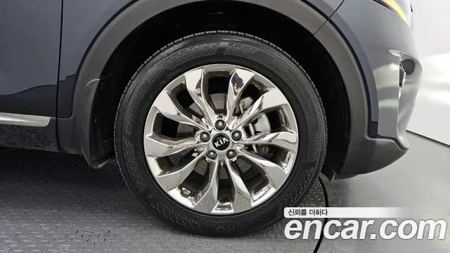 2019 Kia The New Sorento Diesel 2.2 2WD Sold VIN KNAPH81BBKA470871 – front exterior 2019 Kia The New Sorento Diesel 2.2 2WD Sold VIN KNAPH81BBKA470871 – front exterior