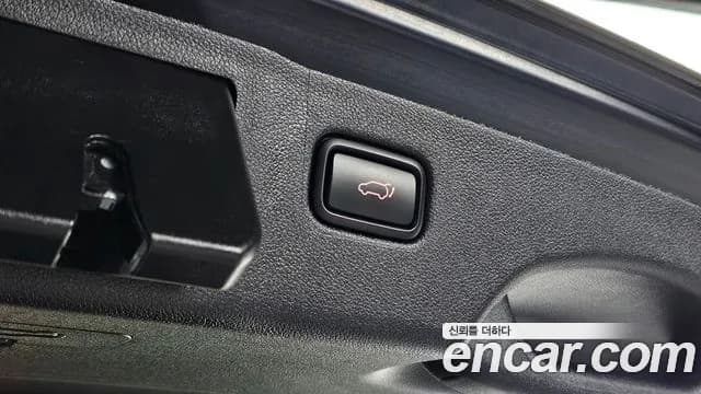 2019 Kia The New Sorento Diesel 2.2 2WD Sold VIN KNAPH81BBKA470871 – exterior detail 2019 Kia The New Sorento Diesel 2.2 2WD Sold VIN KNAPH81BBKA470871 – exterior detail