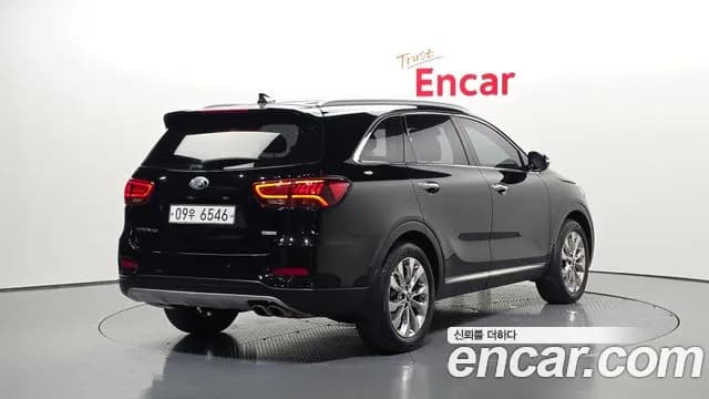 2019 Kia The New Sorento Diesel 2.2 2WD Sold VIN KNAPH81BBKA500284 – interior seats 2019 Kia The New Sorento Diesel 2.2 2WD Sold VIN KNAPH81BBKA500284 – interior seats