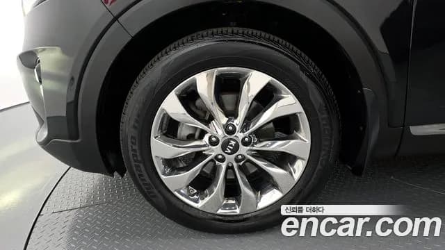 2019 Kia The New Sorento Diesel 2.2 2WD Sold VIN KNAPH81BBKA500284 – exterior detail 2019 Kia The New Sorento Diesel 2.2 2WD Sold VIN KNAPH81BBKA500284 – exterior detail