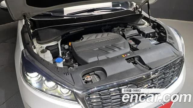 2020 Kia The New Sorento Diesel 2.2 2WD Sold VIN KNAPH81BBLA562745 – engine bay 2020 Kia The New Sorento Diesel 2.2 2WD Sold VIN KNAPH81BBLA562745 – engine bay