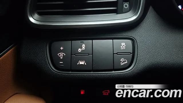 2020 Kia The New Sorento Diesel 2.2 2WD Sold VIN KNAPH81BBLA562745 – undercarriage 2020 Kia The New Sorento Diesel 2.2 2WD Sold VIN KNAPH81BBLA562745 – undercarriage