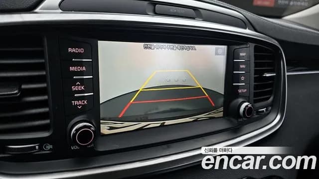 2020 Kia The New Sorento Diesel 2.2 2WD Sold VIN KNAPH81BBLA566313 – rear exterior 2020 Kia The New Sorento Diesel 2.2 2WD Sold VIN KNAPH81BBLA566313 – rear exterior