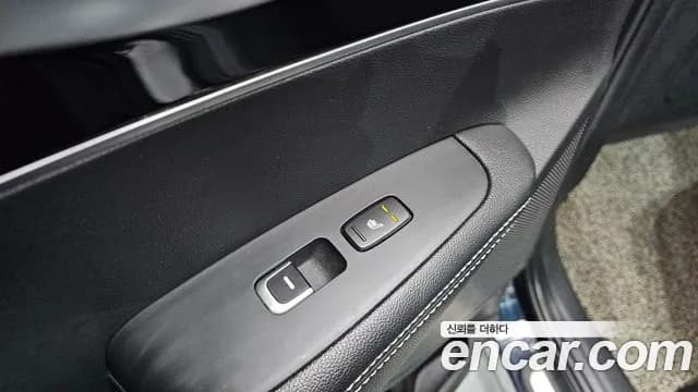 2020 Kia The New Sorento Diesel 2.2 2WD Sold VIN KNAPH81BBLA576357 – trunk area 2020 Kia The New Sorento Diesel 2.2 2WD Sold VIN KNAPH81BBLA576357 – trunk area
