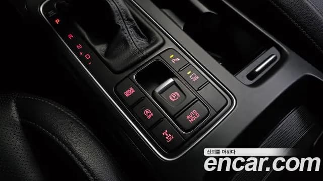 2017 Kia All New Sorento Diesel 2.2 4WD Sold VIN KNAPH81BDHA372272 – interior seats 2017 Kia All New Sorento Diesel 2.2 4WD Sold VIN KNAPH81BDHA372272 – interior seats