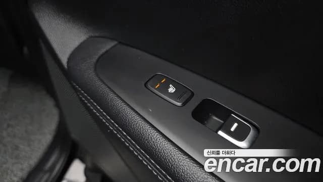 2017 Kia All New Sorento Diesel 2.2 4WD Sold VIN KNAPH81BDHA372272 – exterior detail 2017 Kia All New Sorento Diesel 2.2 4WD Sold VIN KNAPH81BDHA372272 – exterior detail