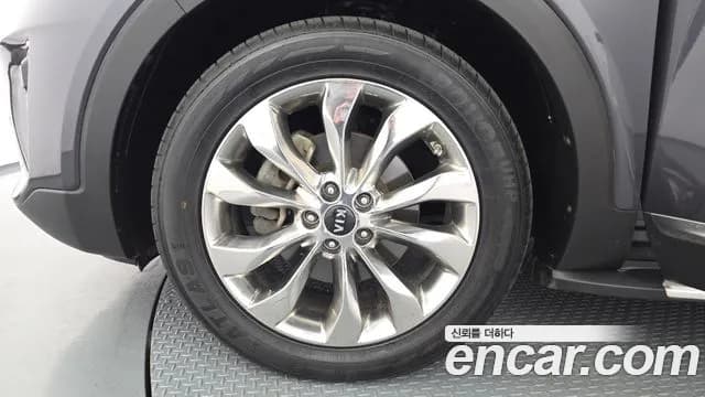 2018 Kia The New Sorento Diesel 2.2 4WD Sold VIN KNAPH81BDJA388570 – photo 15 2018 Kia The New Sorento Diesel 2.2 4WD Sold VIN KNAPH81BDJA388570 – photo 15