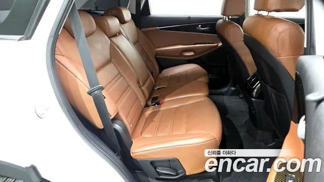 2018 Kia The New Sorento Diesel 2.2 4WD Sold VIN KNAPH81BDJA463926 – photo 17 2018 Kia The New Sorento Diesel 2.2 4WD Sold VIN KNAPH81BDJA463926 – photo 17
