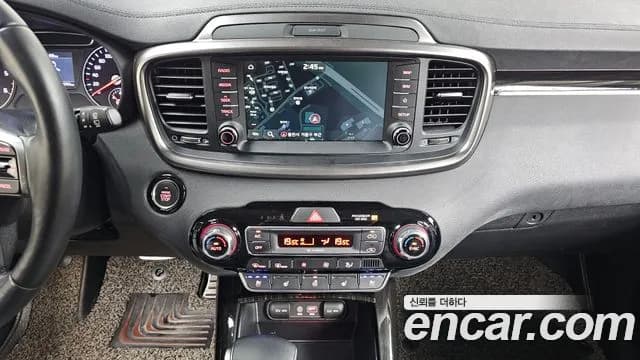 2019 Kia The New Sorento Diesel 2.2 4WD Sold VIN KNAPH81BDKA541304 – engine bay 2019 Kia The New Sorento Diesel 2.2 4WD Sold VIN KNAPH81BDKA541304 – engine bay