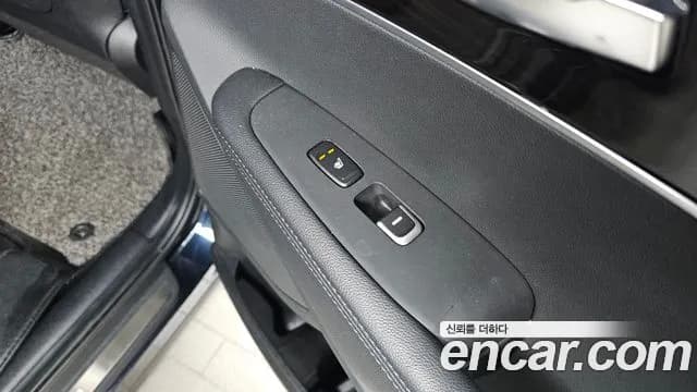 2019 Kia The New Sorento Diesel 2.2 4WD Sold VIN KNAPH81BDKA541304 – photo 12 2019 Kia The New Sorento Diesel 2.2 4WD Sold VIN KNAPH81BDKA541304 – photo 12