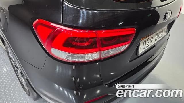 2017 Kia All New Sorento Diesel 2.0 2WD Sold VIN KNAPK81ABHA339165 – trunk area 2017 Kia All New Sorento Diesel 2.0 2WD Sold VIN KNAPK81ABHA339165 – trunk area